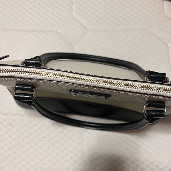 KATE SPADE HANDBAG - Picture 4 of 5